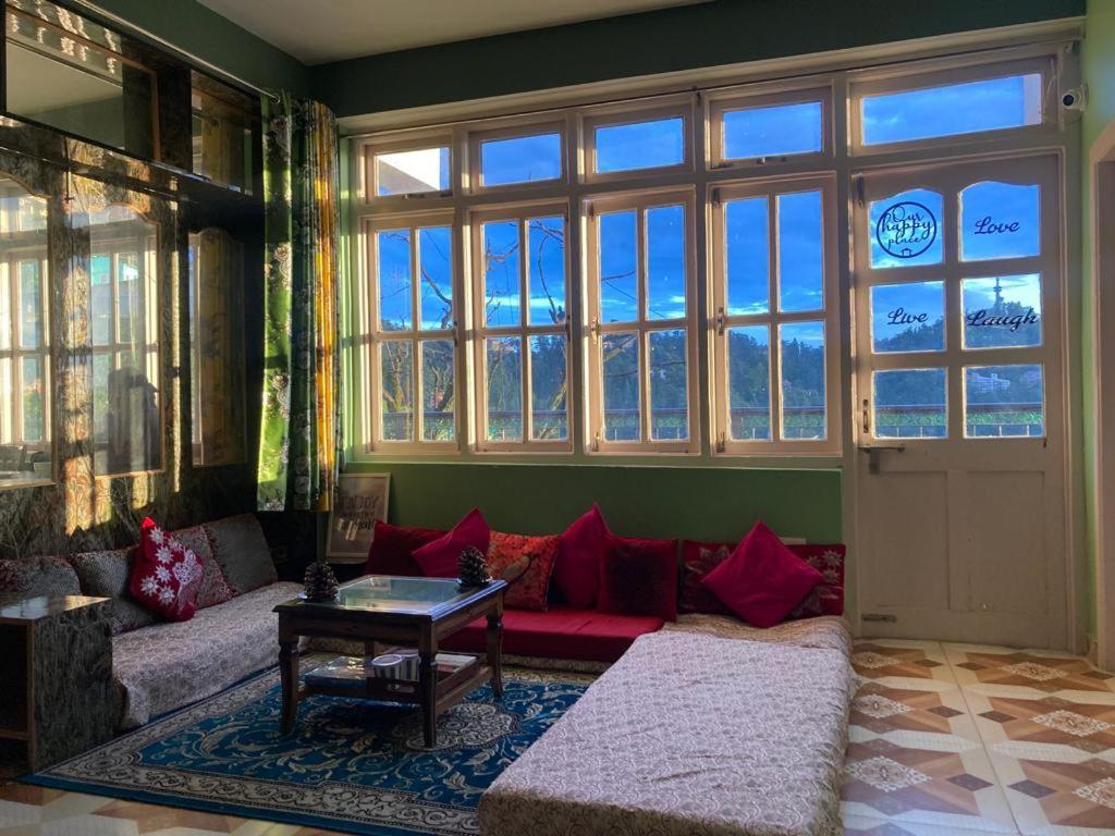 Zu-Zu Hostels Шимла Екстериор снимка