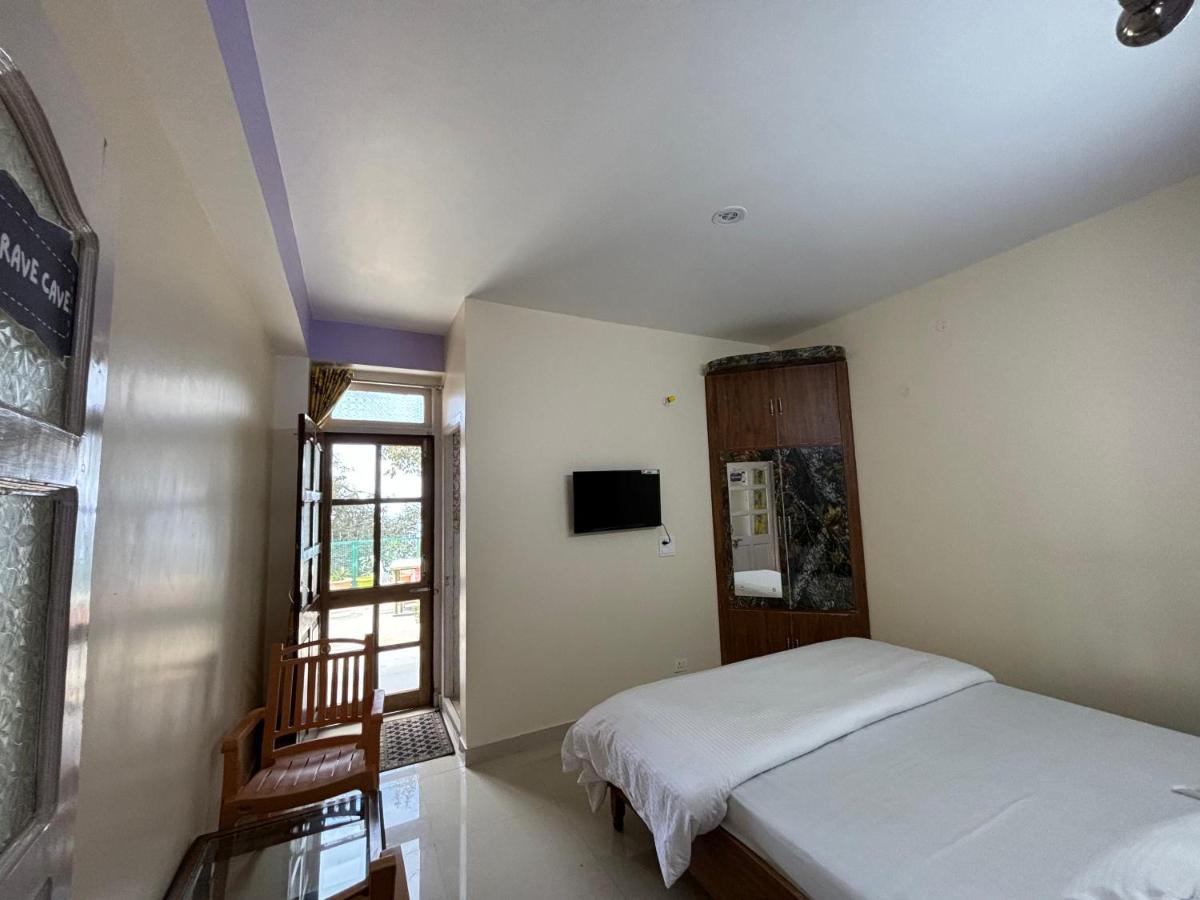 Zu-Zu Hostels Шимла Екстериор снимка