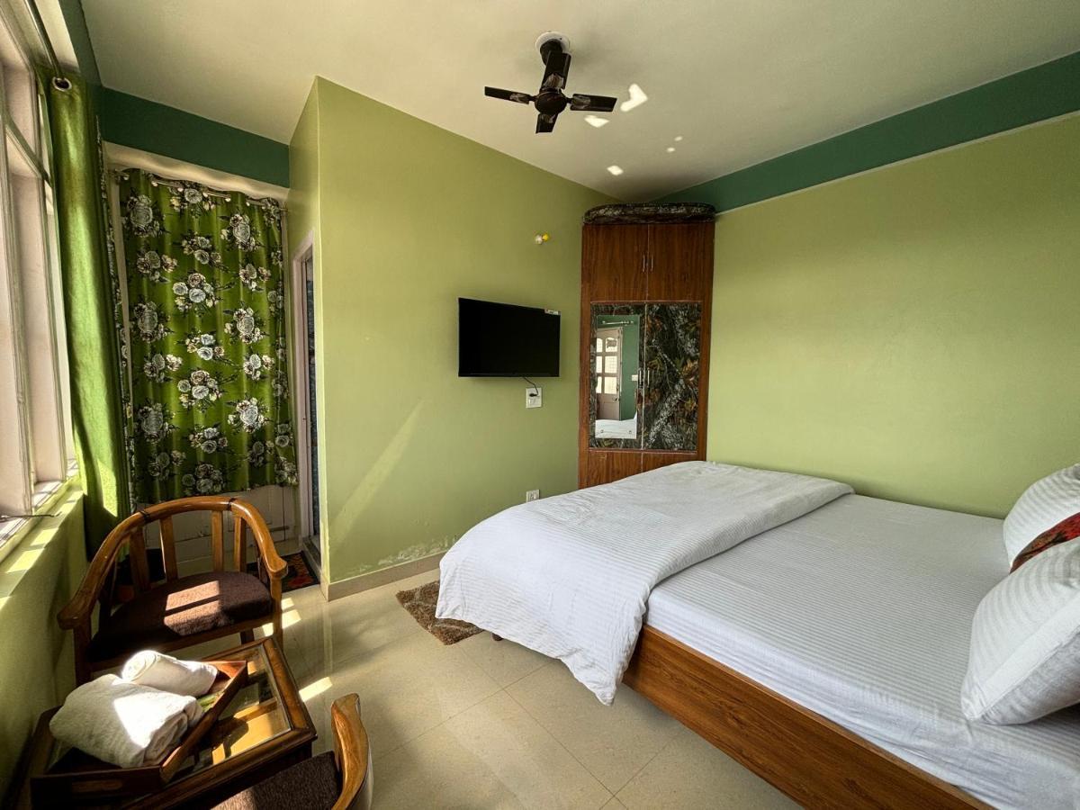 Zu-Zu Hostels Шимла Екстериор снимка